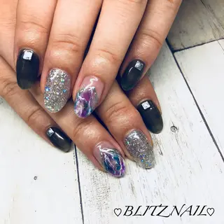 ネイル BLITZ Nail 岩田💅🏻✨のネイルデザイン