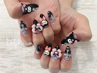 ネイル 岡本 友恵のネイルデザイン