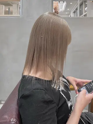 ミディアム カラー ほの カラー特化/ ブリーチ/ボブのヘアスタイル