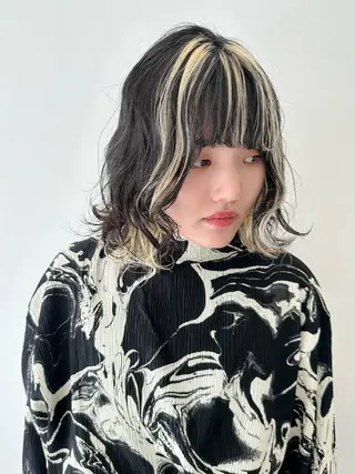 ミディアム カラー レイヤーカット/艶髪 ✨💭KIRARIのヘアスタイル