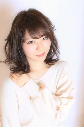 ミディアム カラー パーマ 小島 脩のヘアスタイル