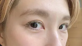 マツエク・マツパ 🌼大西洋子 laughl🌼のネイルデザイン