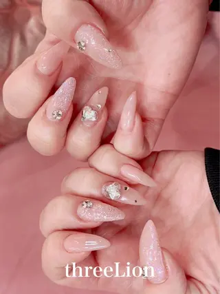 ネイル threeLion　ネイル&アイラッシュサロン所属・threeLion ネイル&アイラッシュのマツエク・マツパデザイン