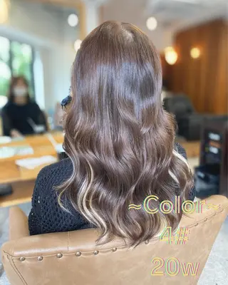 セミロング RI MAのヘアスタイル