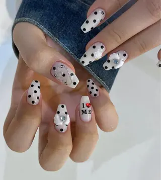ネイル Chisa Nail Studio所属・チ サのネイルデザイン