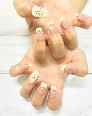 ネイル リラネイル Aikenのネイルデザイン