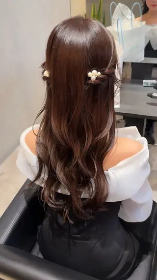 セミロング 透明カラー/レイヤー misaki °＊のヘアスタイル