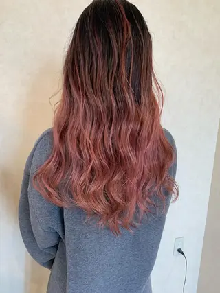 ロング Lit所属・Lit.豊橋 夏目のヘアスタイル