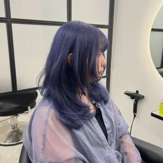 セミロング カラー Ren. 🦋デザインカラーのヘアスタイル