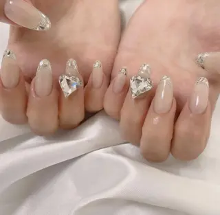 ネイル MOMO CHIのネイルデザイン