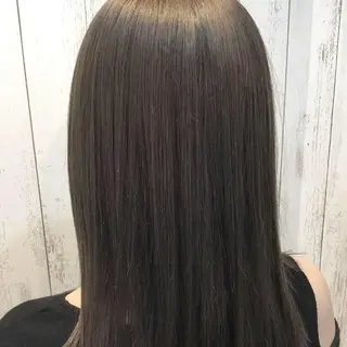セミロング カラー embrace エンブレイスのヘアスタイル