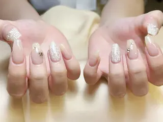 ネイル 芹澤 美由のネイルデザイン