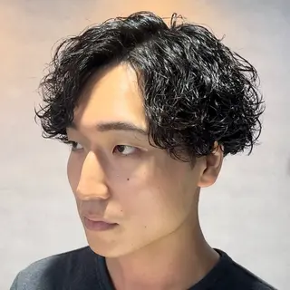 ショート カラー パーマ メンズ センターパート マスターかずまのヘアスタイル