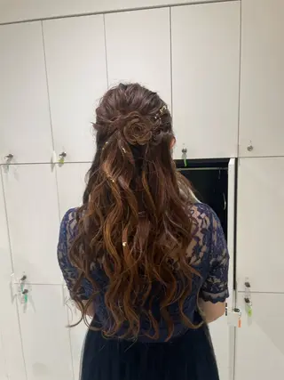 ロング ヘアアレンジ loely 💞miyuのヘアスタイル