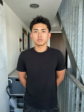 ショート メンズ 関野 大悟のヘアスタイル