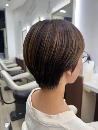 ショート 大橋 由莉子のヘアスタイル