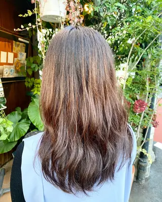 ロング カラー 古西 康裕のヘアスタイル