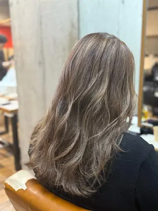 ロング カラー 🎨デザイン🥇 美髪・艶髪　日暮千敬のヘアスタイル