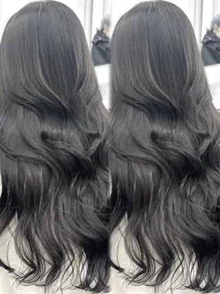 ロング 韓国ヘア/ブリーチ無 しWカラー/オリーブのヘアスタイル