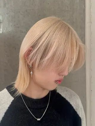 ショート カラー メンズ MONIQA所属・🐲RYUKI メンズブリーチのヘアスタイル