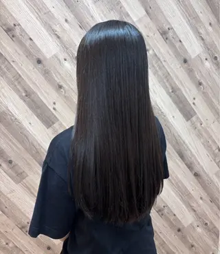 ロング BUBBLES 久米川所属・透明感カラー 🩰kotomi🩰のヘアスタイル