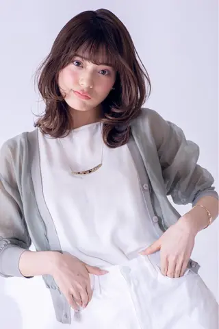 セミロング コテ巻きパーマ/韓国 パーマ/佐野のヘアスタイル