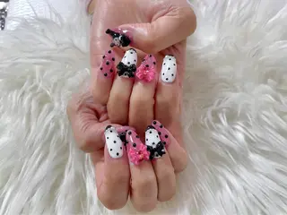 ミディアム Hanaai Salon新宿店のネイルデザイン