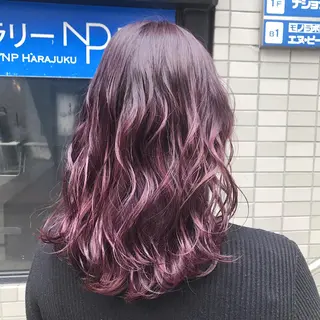 ミディアム カラー Zina渋谷エリア マネージャShionのヘアスタイル