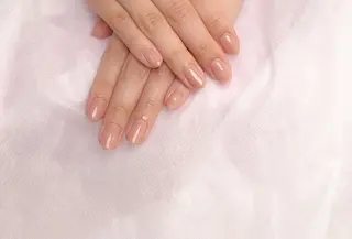 ネイル pink ladyサロン所属・べ にのネイルデザイン