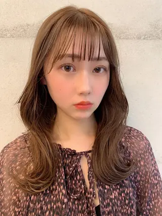 ミディアム カラー 透明感/オリーブ/ グレージュ/YUKAのヘアスタイル