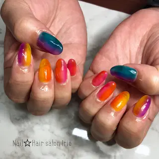 ネイル Hair salon Irie所属・與儀 知佳のネイルデザイン