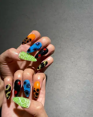 ネイル I-nailロング /ワンホン/キラキラのネイルデザイン