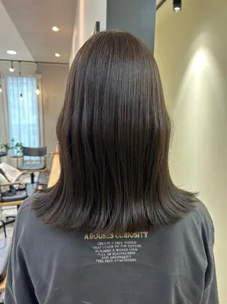 セミロング カラー hub hair レイヤー/透明感のヘアスタイル