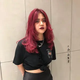 ロング カラー 古屋 花織のヘアスタイル