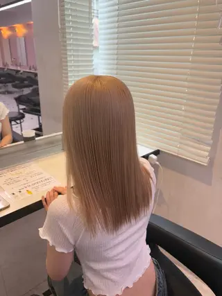 ロング カラー 透明感ベージュカラー 🪞上野🪞AIのヘアスタイル