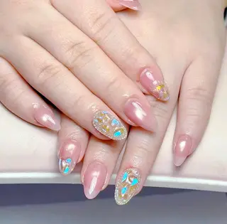 ネイル 小島 阿佑美のネイルデザイン