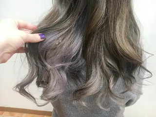 ロング カラー 💜𝑳𝑼𝑵𝑨 🌻母良田愛美🌻のヘアスタイル