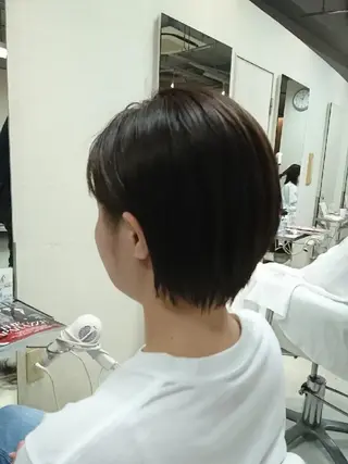 ショート カラー nagane sayakaのヘアスタイル