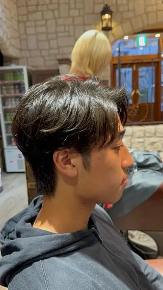 メンズ オノ　ソウイチロウ/ レイヤー/パーマのヘアスタイル