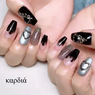 ネイル καρδιά -ｶﾙﾃﾞｨｱ-のネイルデザイン