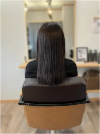 セミロング カラー 鈴木 久美子のヘアスタイル