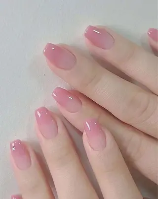 ネイル VIVIAN リサのネイルデザイン