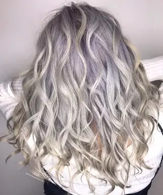 セミロング 倉橋 俊輔のヘアスタイル