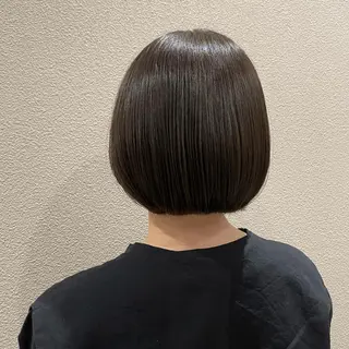 ショート KNOWHOW京都所属・トレンド/顔まわり/ レイヤー/グレージュのヘアスタイル