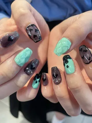 ネイル 🎀ボブ＋ハイトーン シュカ👶🏻のヘアスタイル