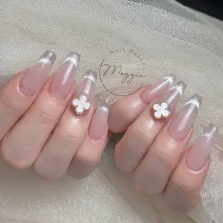 ネイル Maggie Nail🦩のネイルデザイン
