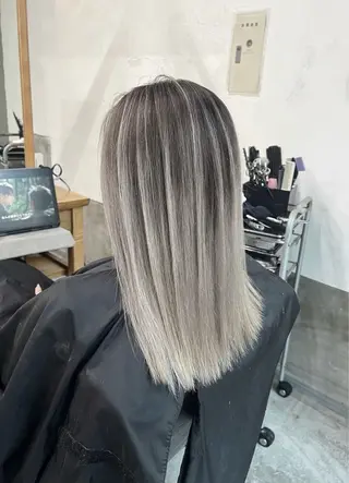 ミディアム カラー ROBIN所属・指名数No.1 /NAOYAのヘアスタイル