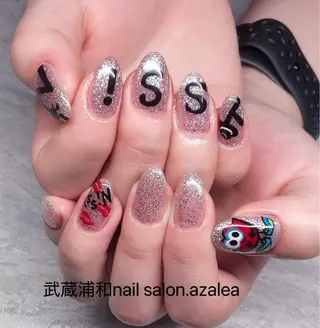 ネイル R inのネイルデザイン