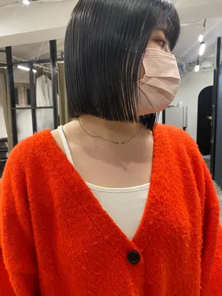 ショート カラー センターパート/ 暖色カラーayuのヘアスタイル