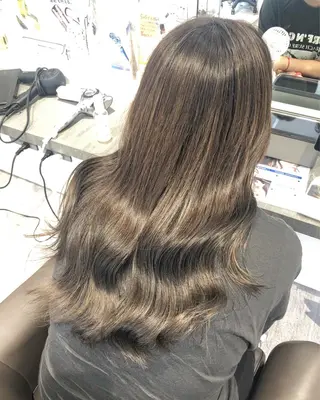 ロング カラー MignonS 仙幸 大輔のヘアスタイル